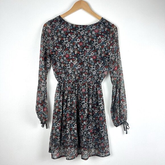 Abercrombie Fitch Mini Dress sz S Long Sleeve Dark Floral Date Night Boho V Neck - Picture 4 of 8